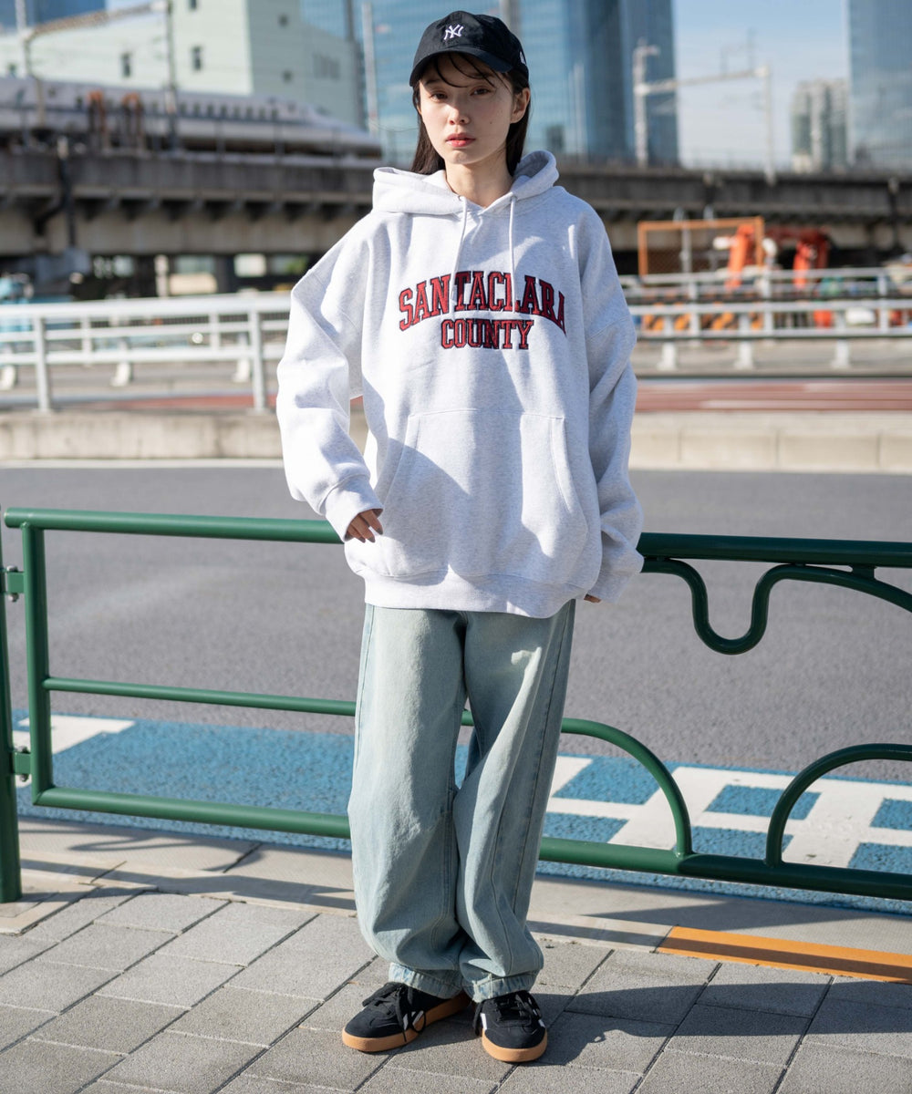 アッシュグレー　モデル:161cm L着用