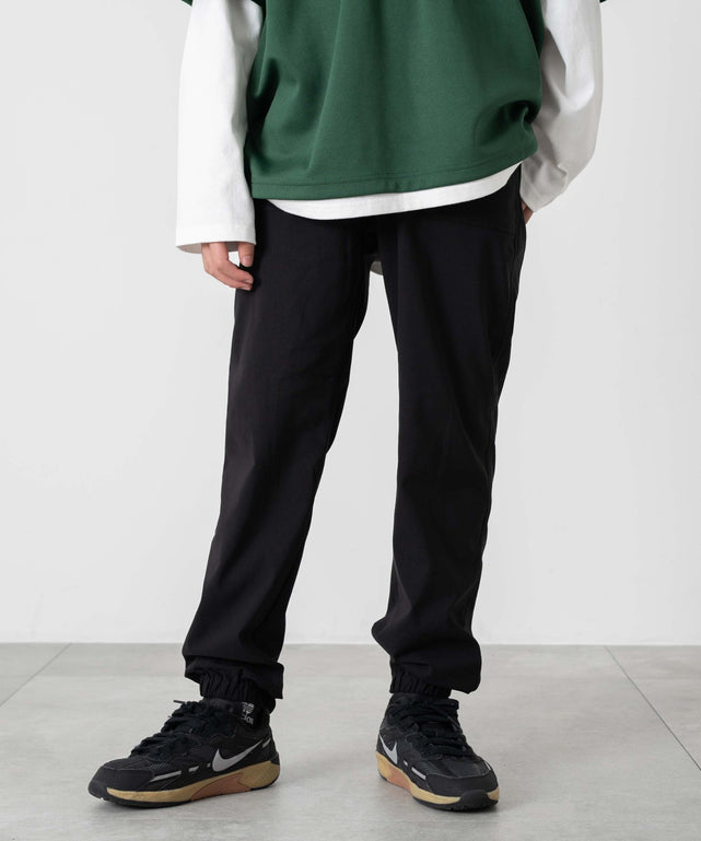 ブラック モデル：160cm サイズ160cm着用