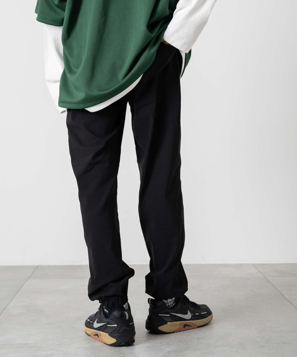 ブラック モデル：160cm サイズ160cm着用