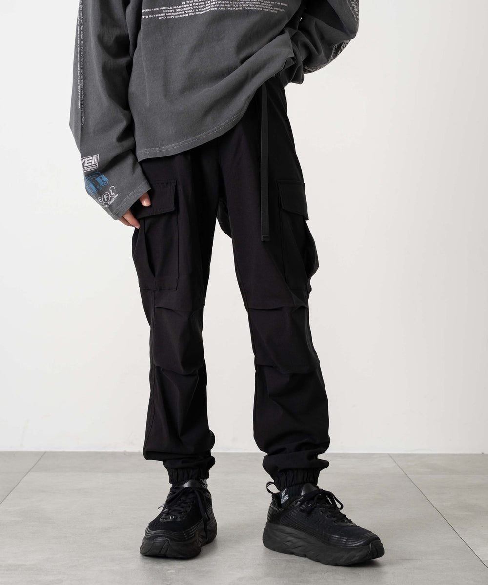 ブラック モデル：160cm サイズ160cm着用