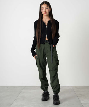 カーキ モデル：153cm サイズ150cm着用