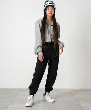 ブラック モデル：153cm サイズ150cm着用