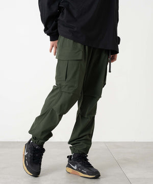 カーキ モデル：160cm サイズ160cm着用