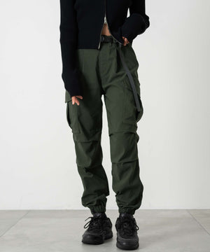 カーキ モデル：153cm サイズ150cm着用