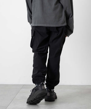 ブラック モデル：160cm サイズ160cm着用