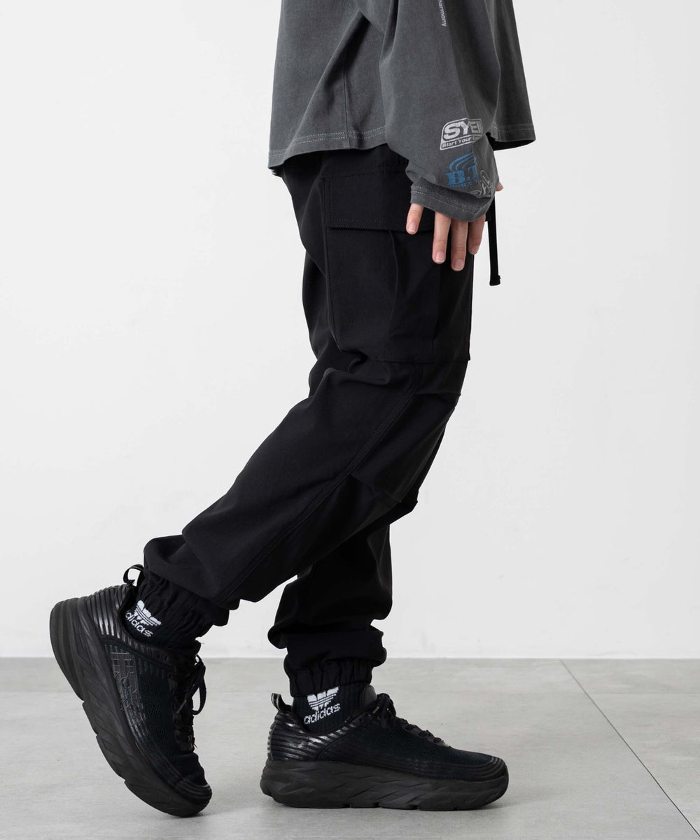 ブラック モデル：160cm サイズ160cm着用