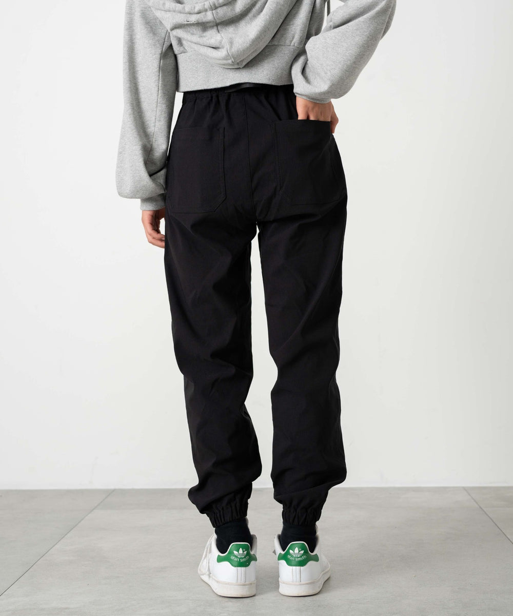 ブラック モデル：153cm サイズ150cm着用