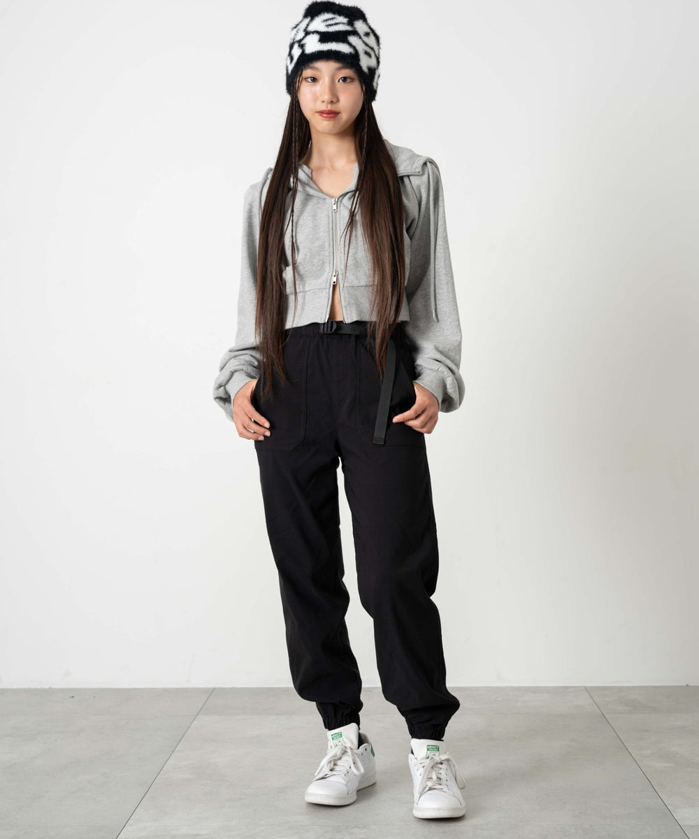 ブラック モデル：153cm サイズ150cm着用