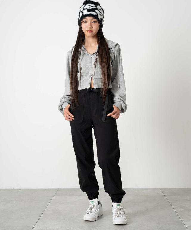 ブラック モデル：153cm サイズ150cm着用