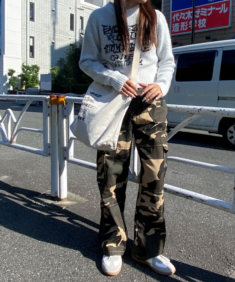 柄9（５連ロゴ／キナリ）