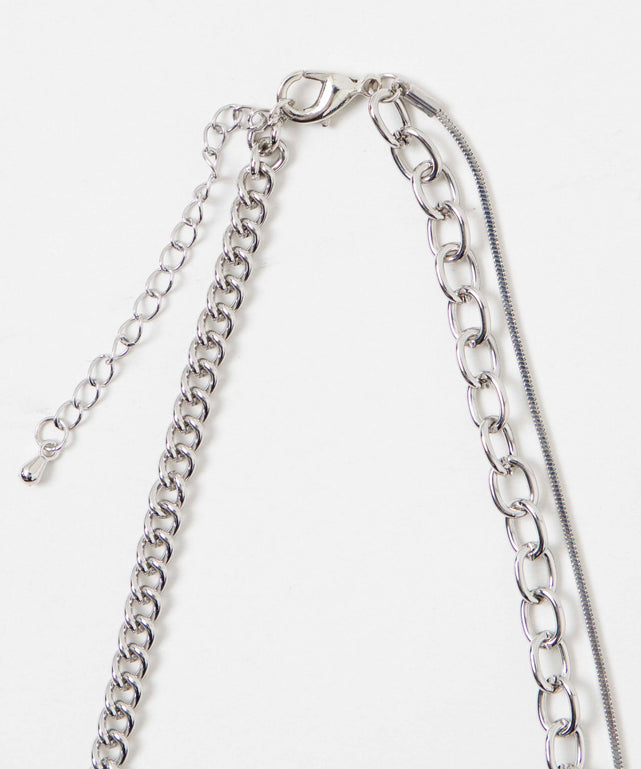 Lクモモチーフネックレス