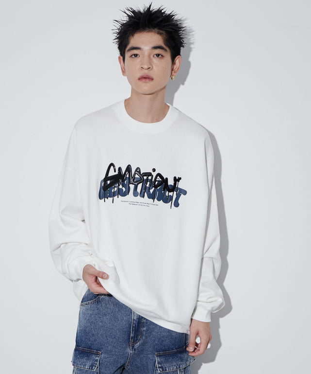 ホワイト 　モデル:180cm L着用