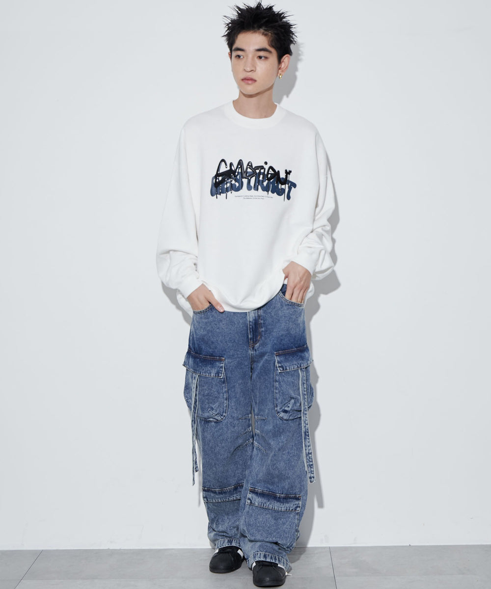 ホワイト 　モデル:180cm L着用