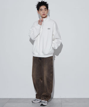 ホワイト 　モデル:180cm L着用