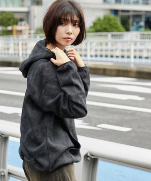 ブラック モデル：160cm L着用