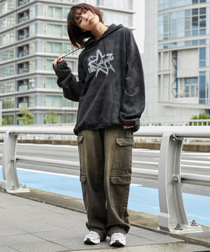 ブラック モデル：160cm L着用