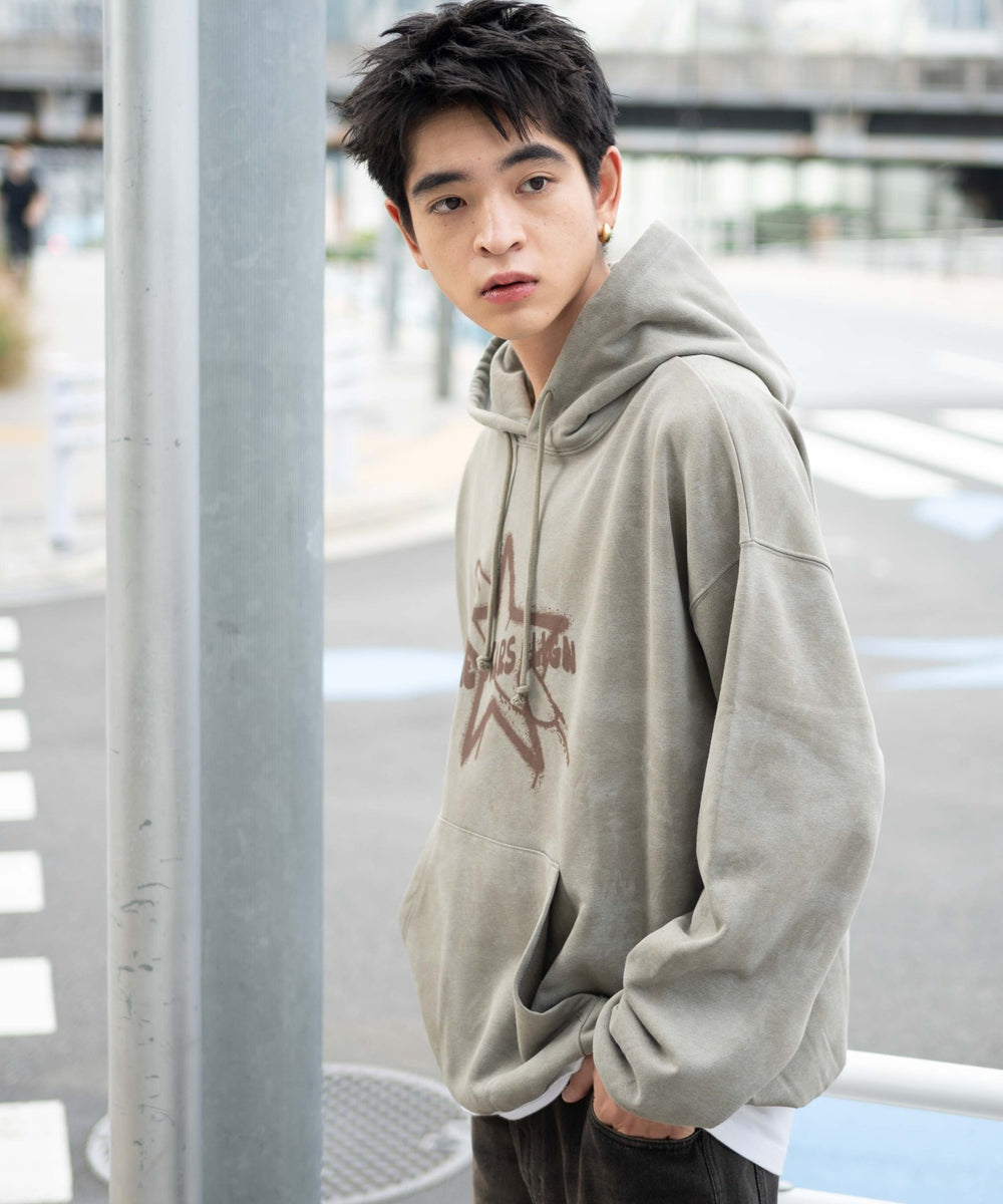 ベージュ モデル：180cm F着用