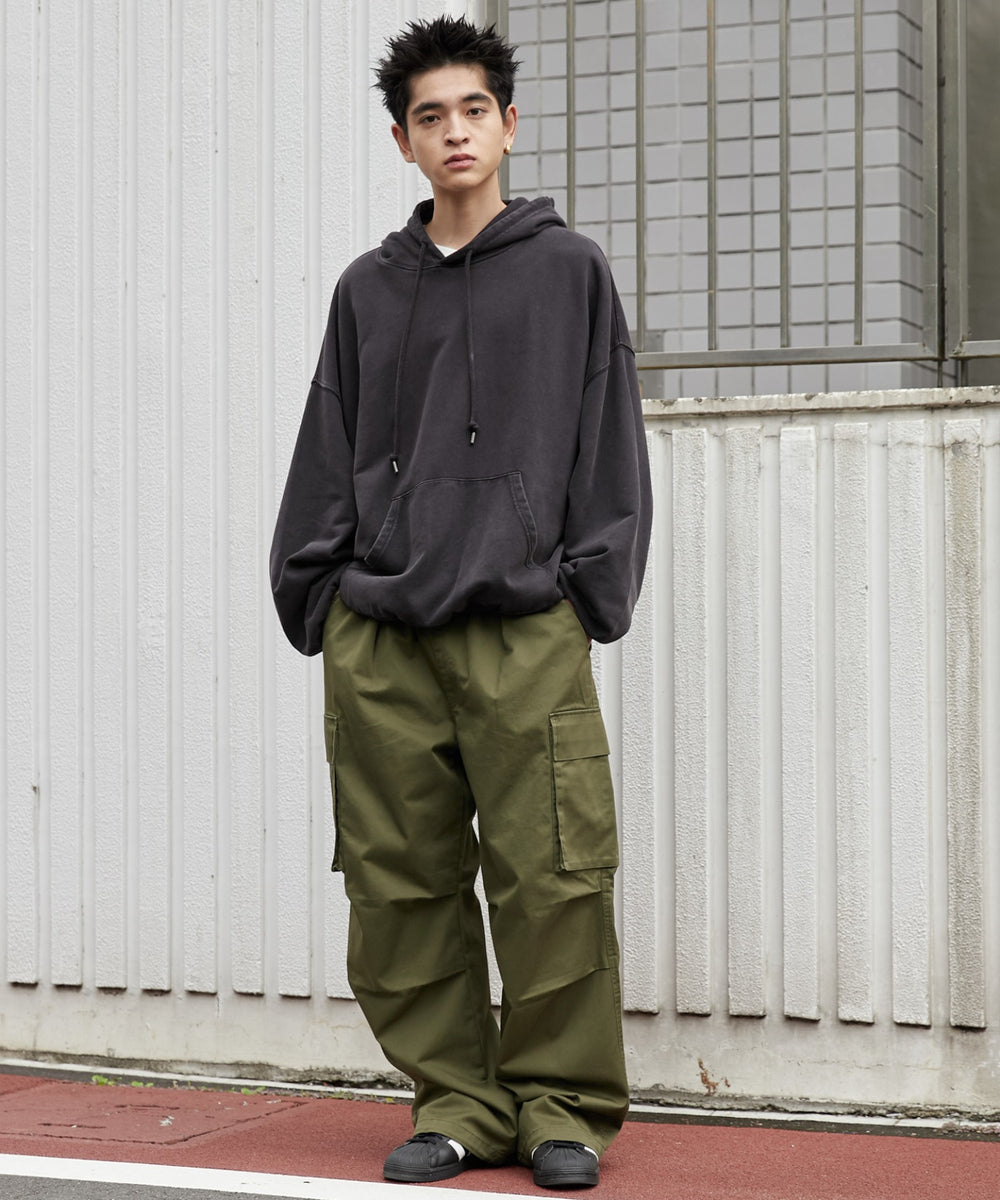 カーキ モデル：180cm L着用