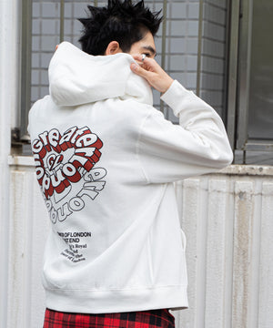 ホワイト モデル：180cm L着用