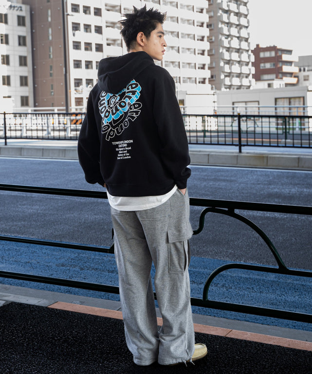 ブラック モデル：180cm L着用