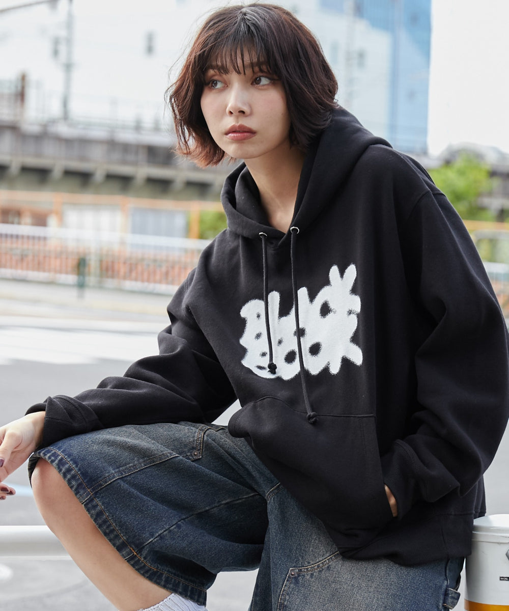 ブラック モデル：160cm L着用