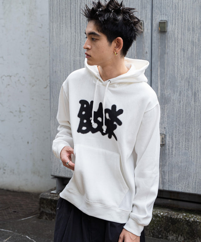 ホワイト モデル：180cm L着用