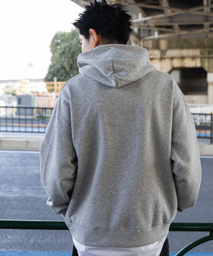 杢グレー モデル：180cm L着用