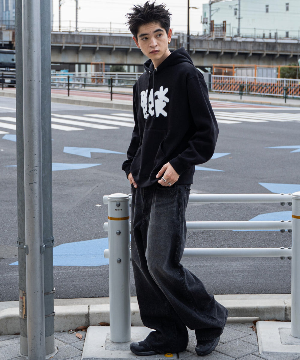 ブラック モデル：180cm L着用