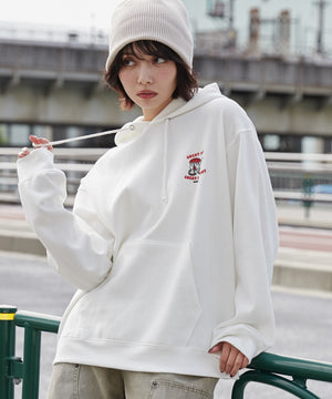 ホワイト モデル：160cm L着用