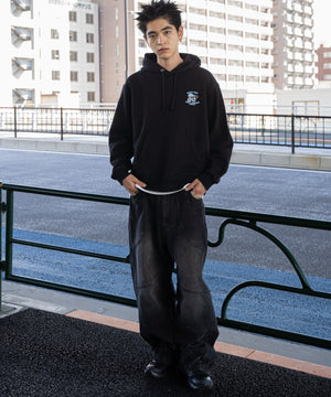 ブラック モデル：180cm L着用