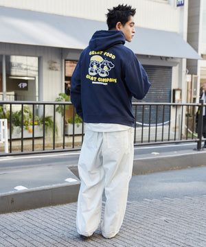 ネイビー モデル：180cm L着用