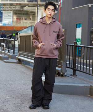 ブラウン モデル：180cm L着用