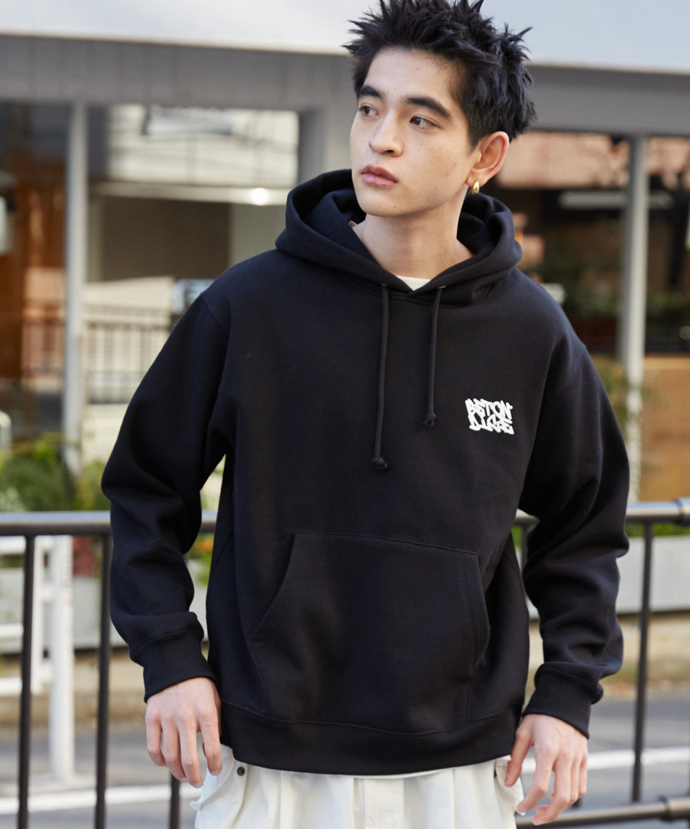 ブラック モデル：180cm L着用