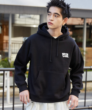 ブラック モデル：180cm L着用