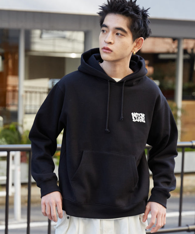 ブラック モデル：180cm L着用