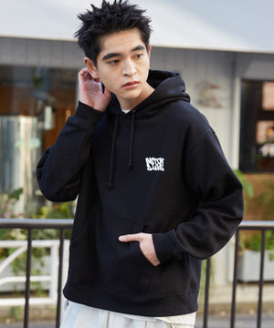 ブラック モデル：180cm L着用