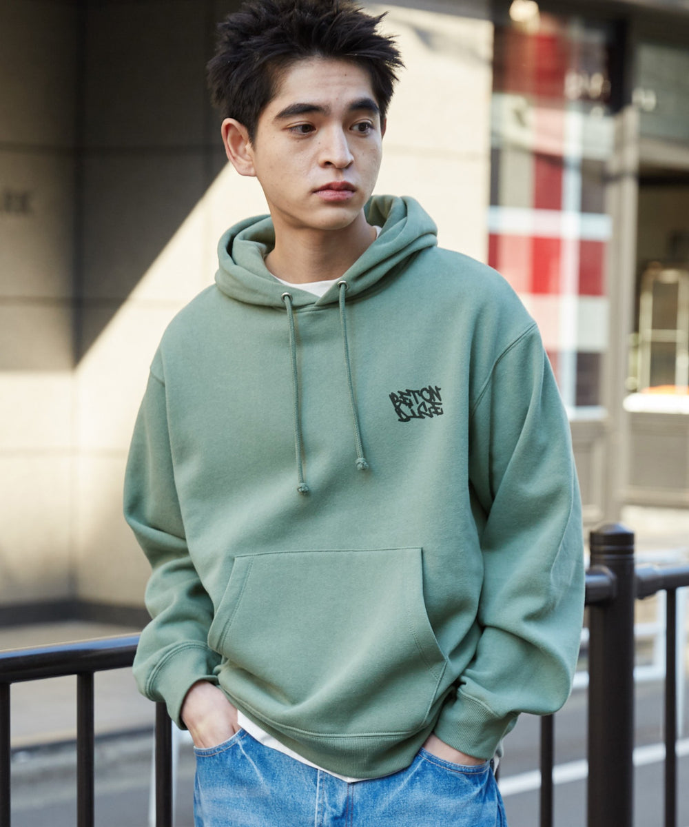 グリーン モデル：180cm L着用