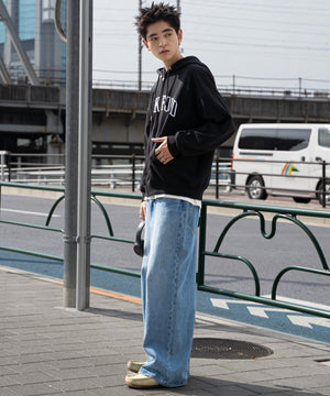 ブラック モデル：180cm L着用