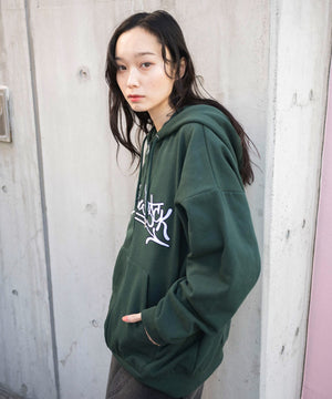 Dグリーン モデル：161cm L着用