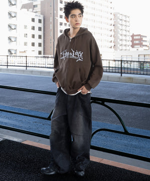 ブラウン モデル：180cm L着用