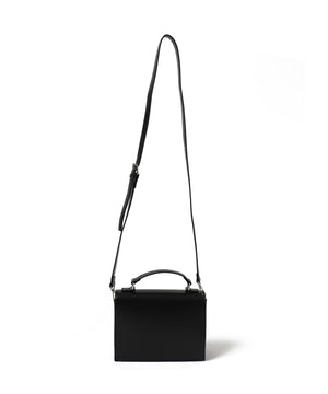 フラップスクエアショルダー