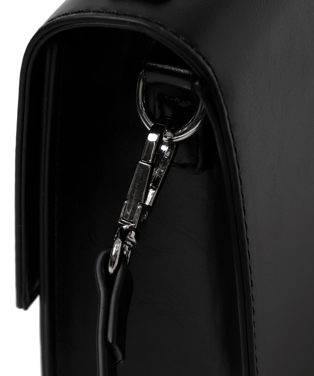 フラップスクエアショルダー