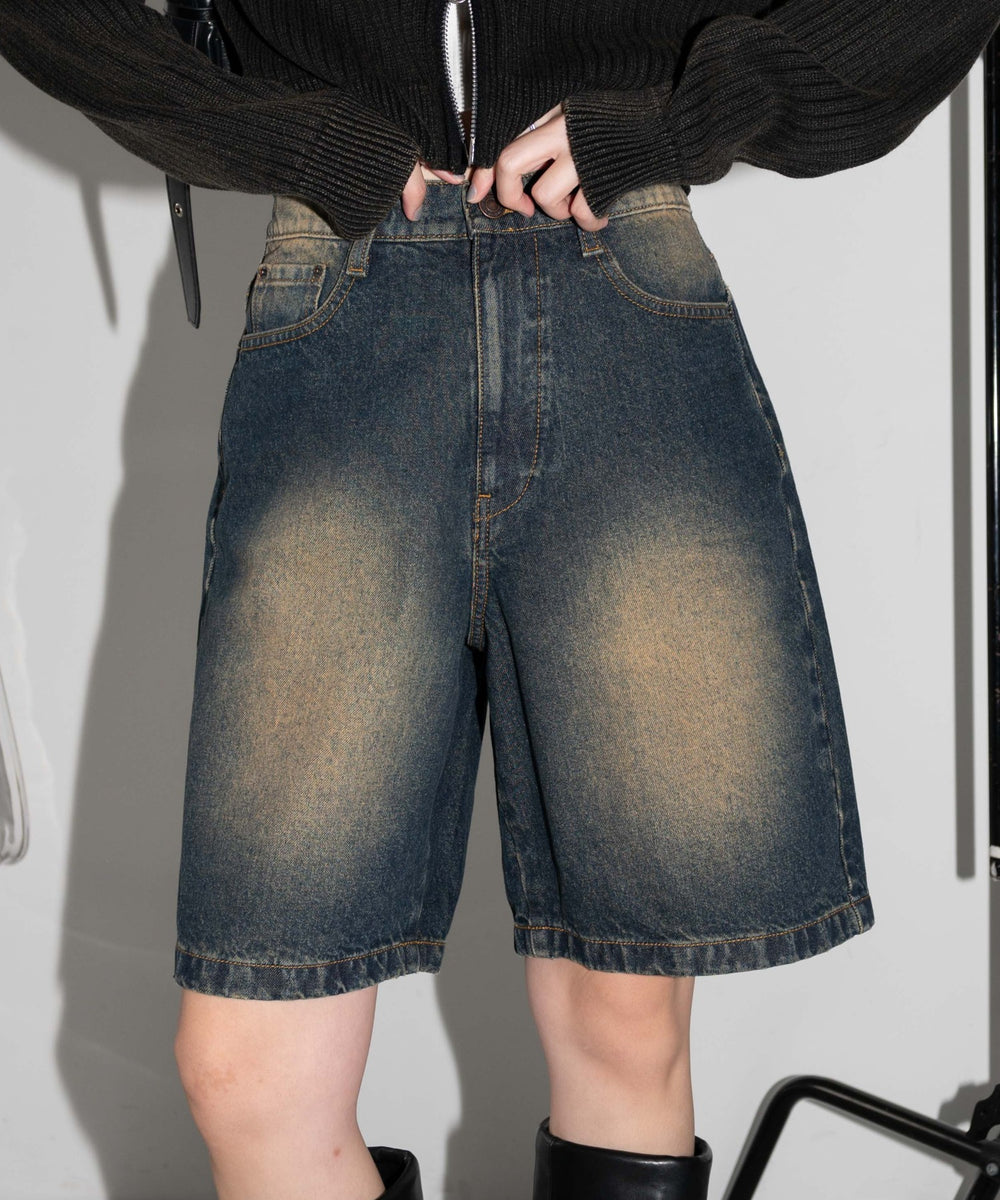 インディゴ濃オーバーダイ モデル：155cm M着用