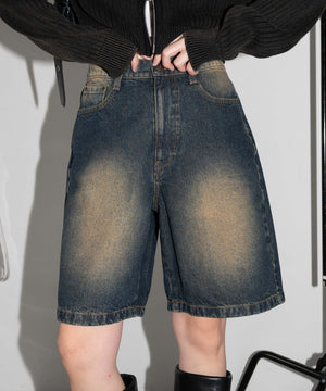 インディゴ濃オーバーダイ モデル：155cm M着用