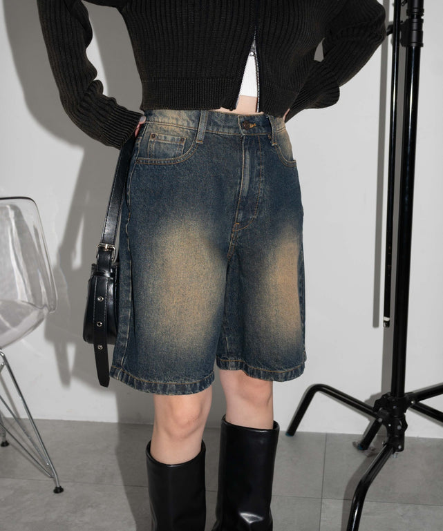 インディゴ濃オーバーダイ モデル：155cm M着用