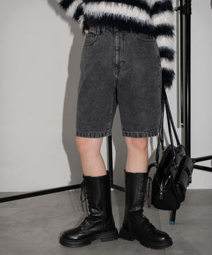 ブラックケミカル モデル：155cm M着用