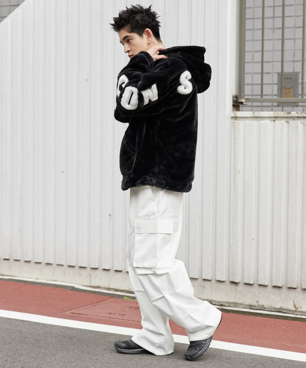 ブラック モデル：180cm L着用