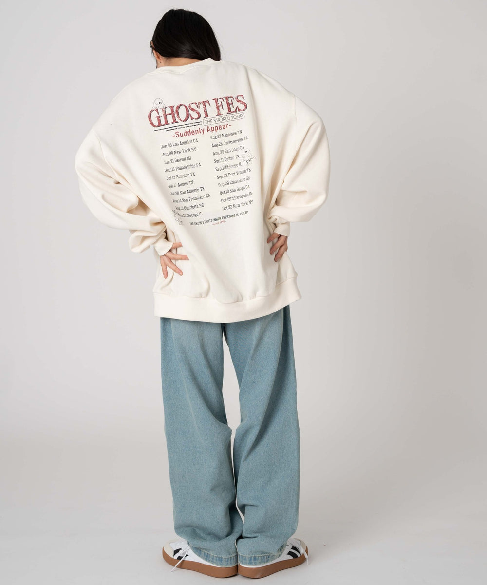 柄55　ホワイト　モデル：161cm L着用