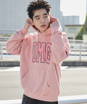 ピンク モデル：180cm L着用