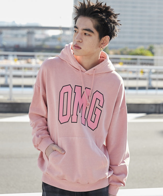 ピンク モデル：180cm L着用